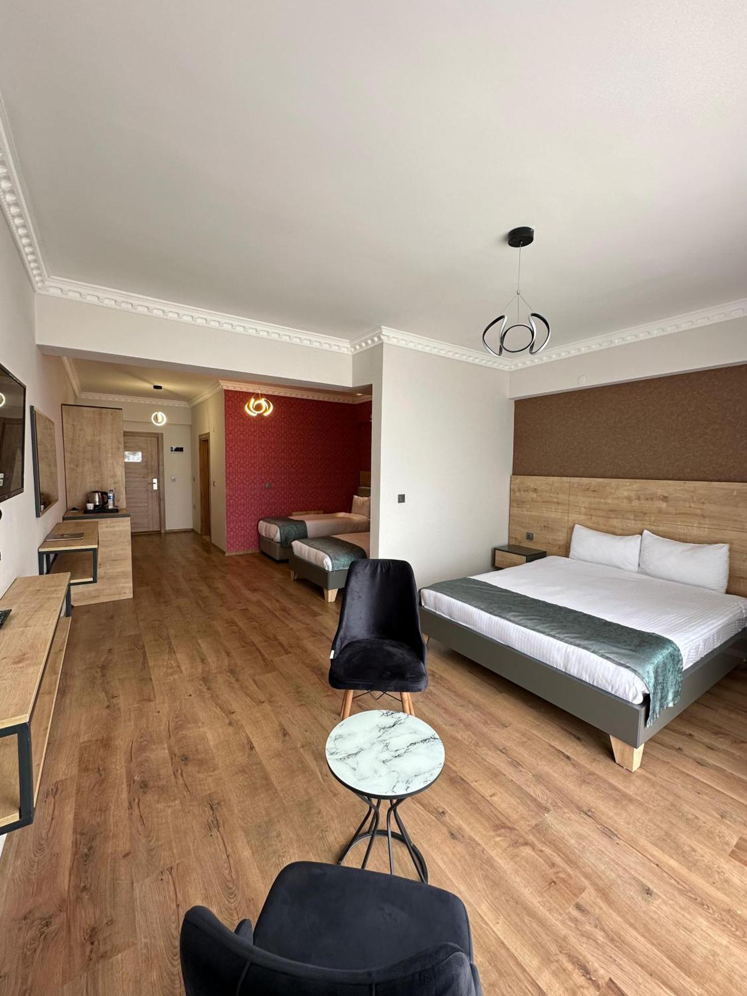 Orient Hotel Van Eksteriør bilde